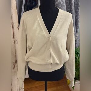 Uniqlo Cotton blend v-neck button cardigan. Tan. Size L.